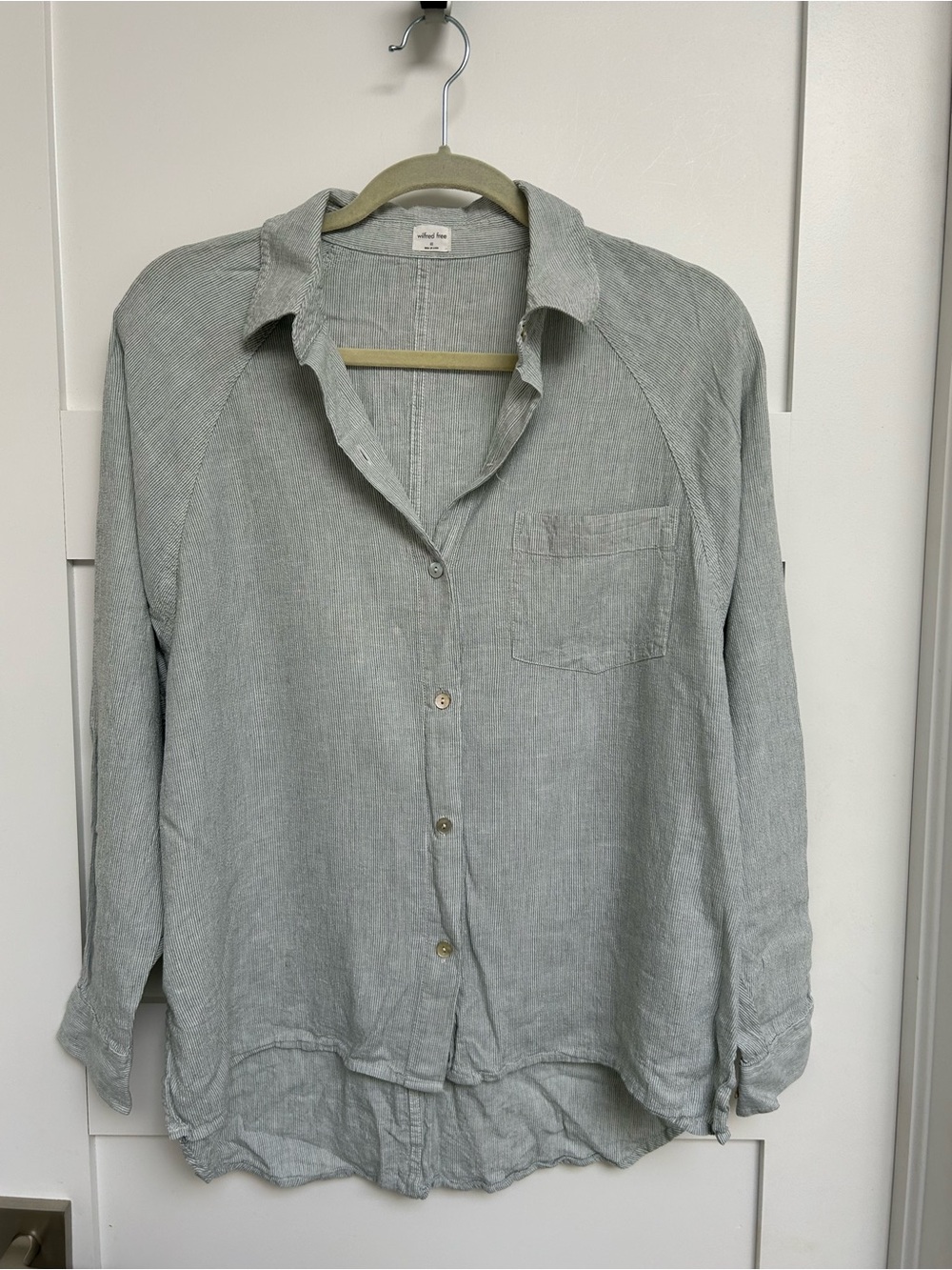 💠 Wilfred Free Striped Light Gray Linen Blend Shirt